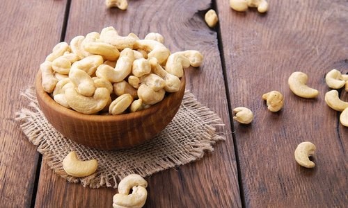 Benefits of consuming cashew nuts