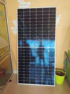 Waaree Monocrystalline Half Cut Panels