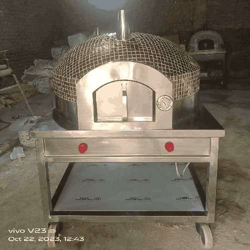 Gas and Wood fire Pizza Oven