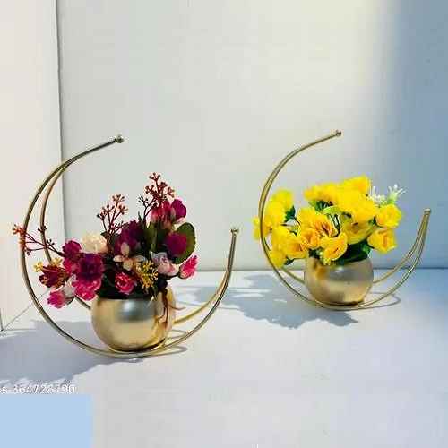 Moon Shape Metal Flower Vase